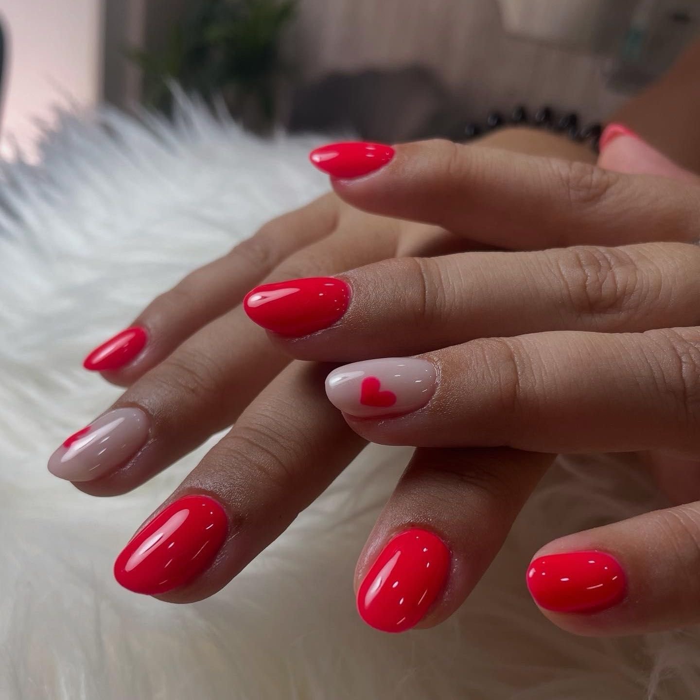 Nail art de sandía en esmaltado semipermanente